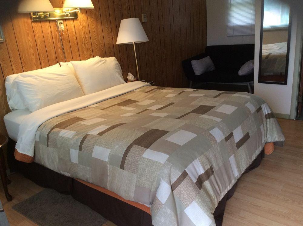 Lakeview Motel Jemseg 外观 照片